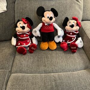 Disney Mickey and Minnie Mouse Plush Set - Red, Black, White